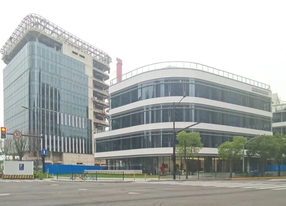 上房濱江富今廣場(chǎng)