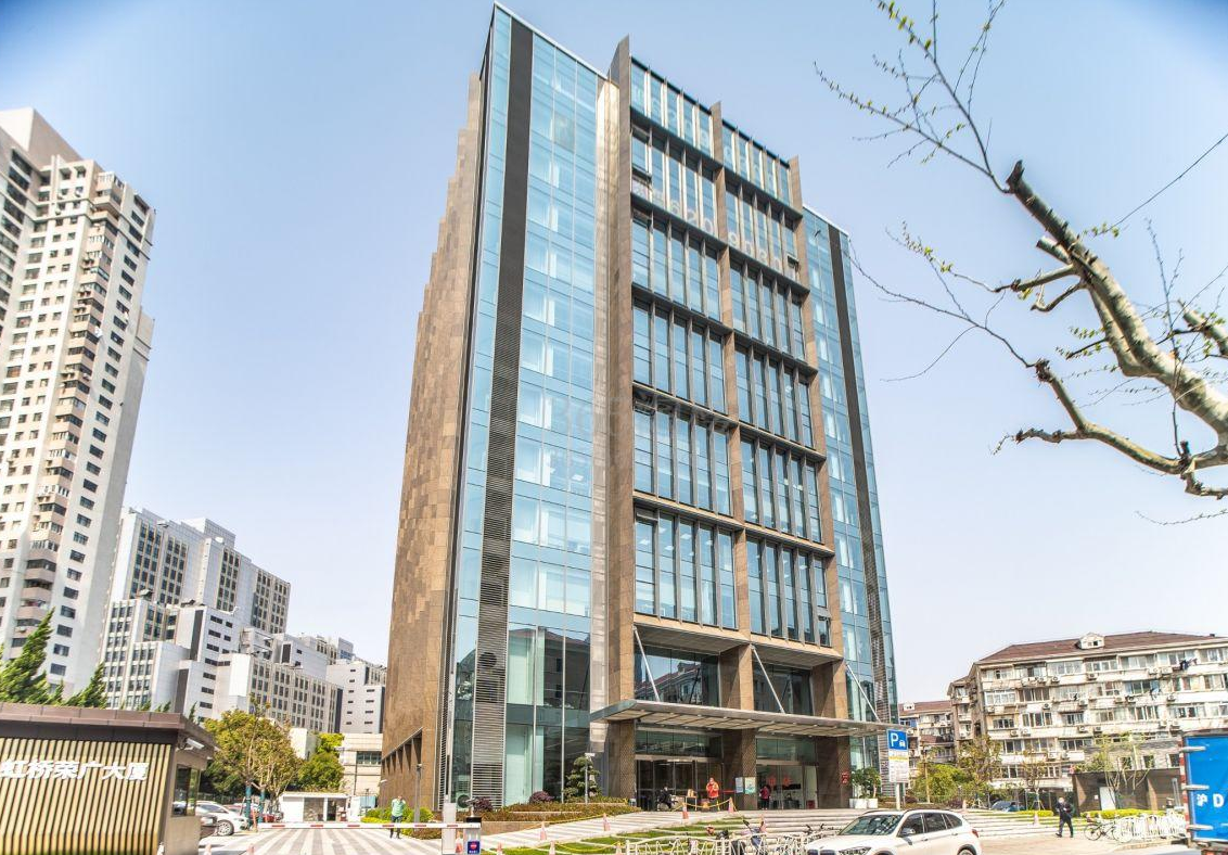 虹橋榮廣大廈