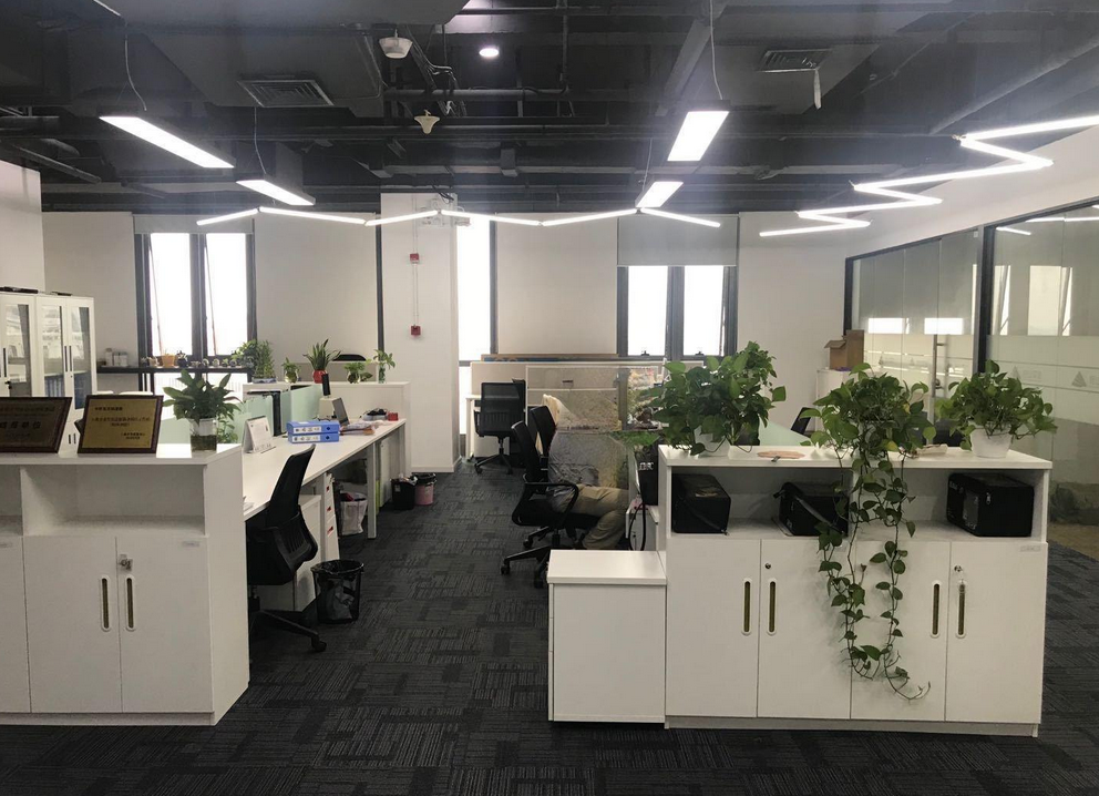 東方萬國企業(yè)中心