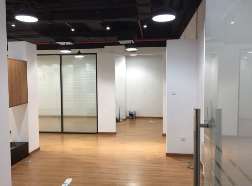 統(tǒng)一企業(yè)廣場